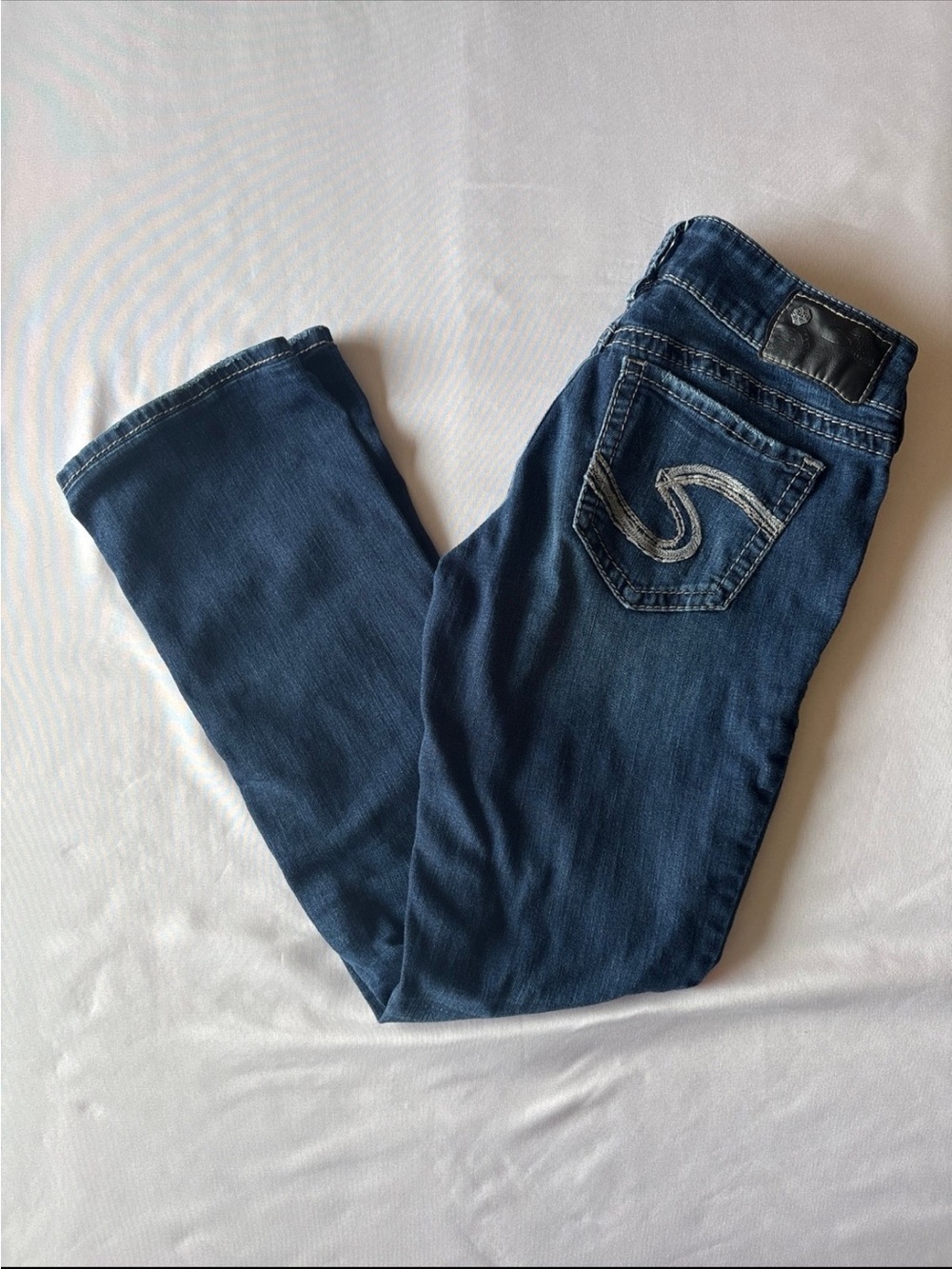 Silver Jeans Women's Indigo Bootcut Jeans with Embroidered Pocket